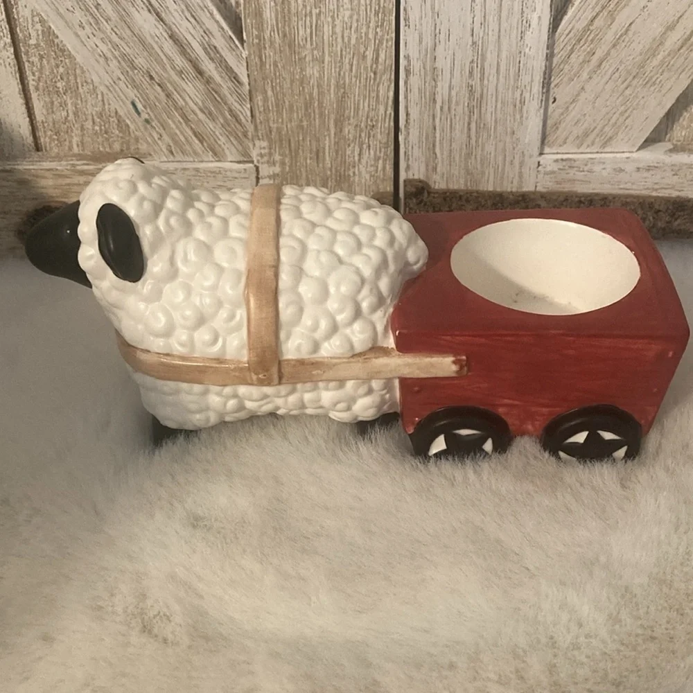 Yankee Candle Sheep Pulling Cart Tea Light Holder